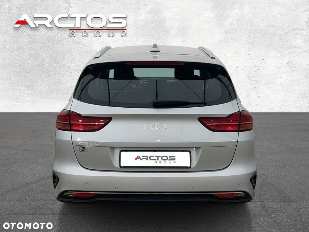 Kia Ceed - 7