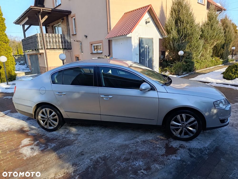 Volkswagen Passat - 3