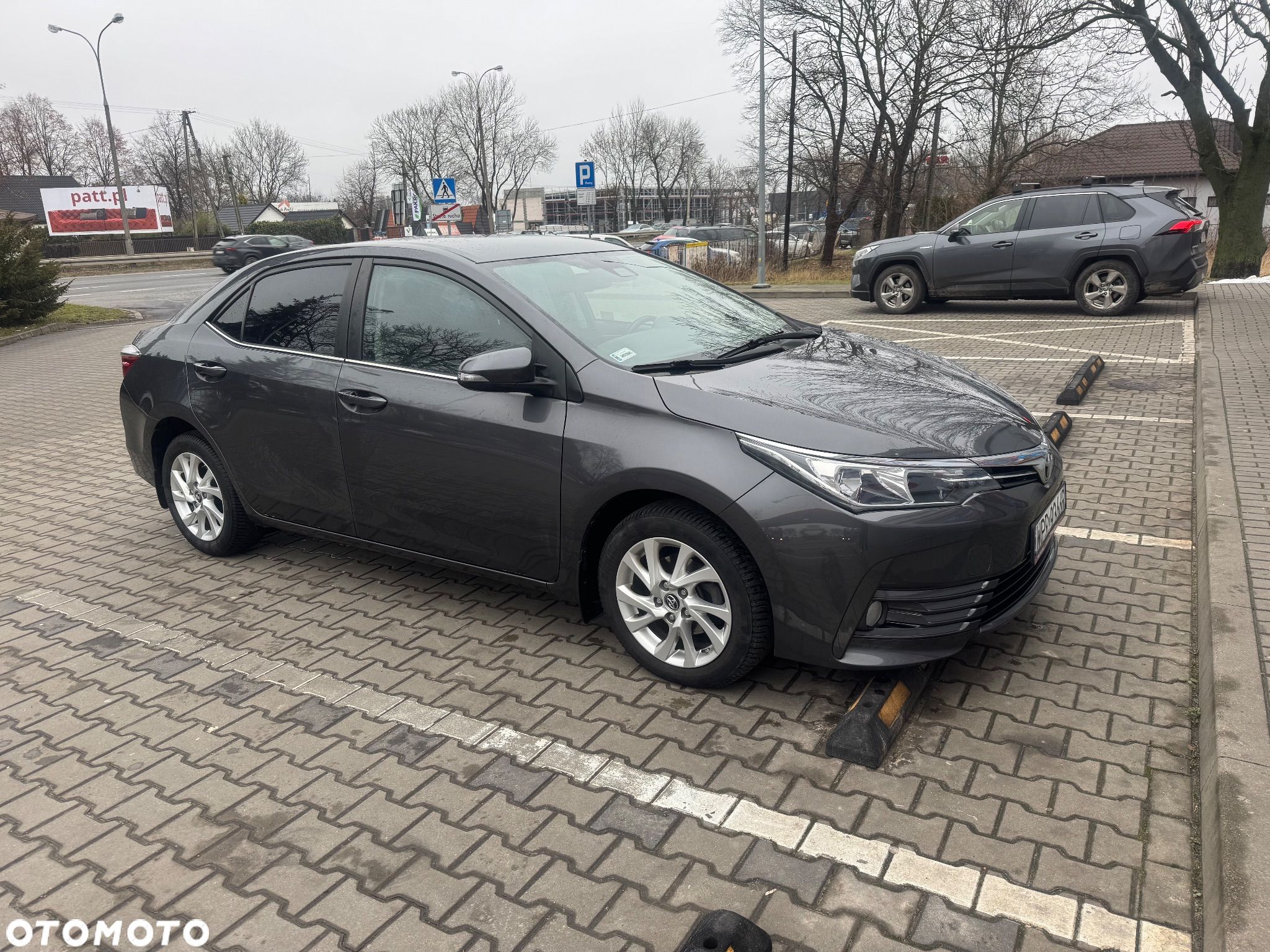 Toyota Corolla 1.6 Comfort - 1