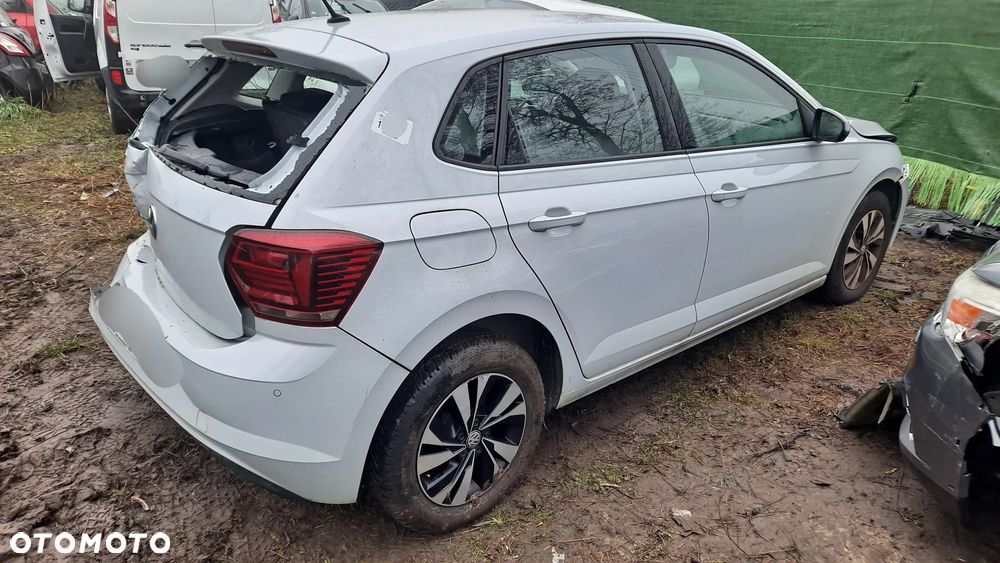 Volkswagen Polo - 3