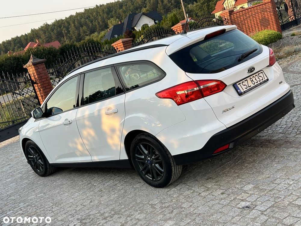 Ford Focus - 13