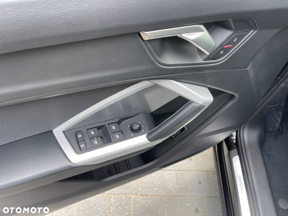 Audi Q3 - 17