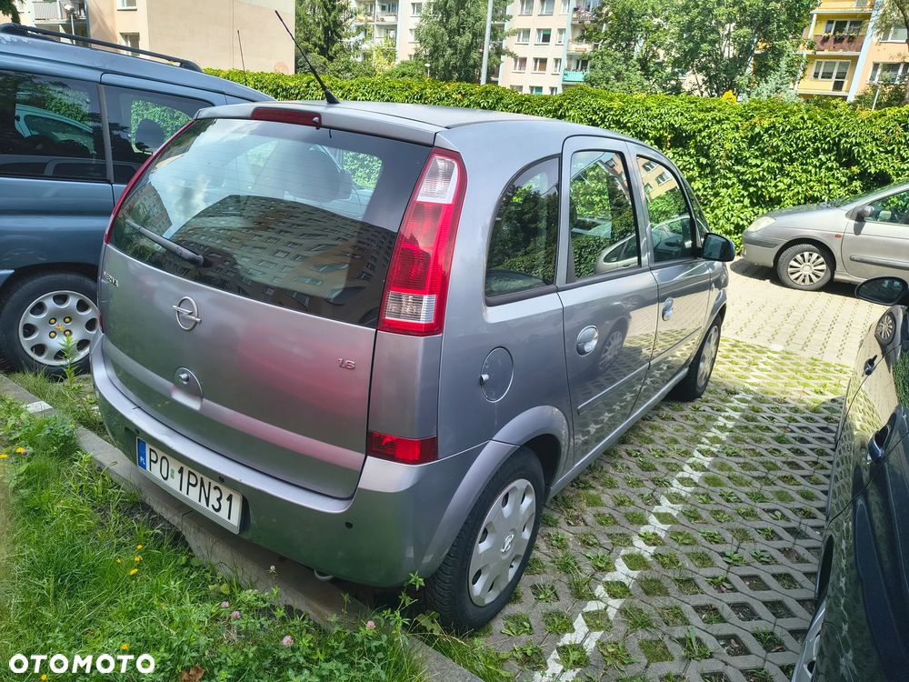 Opel Meriva 1.6 16V Essentia Easytronic - 3