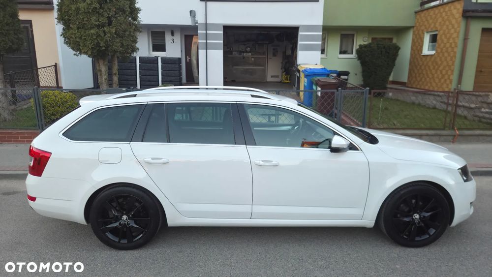 Skoda Octavia 1.6 TDI DPF DSG Elegance - 13