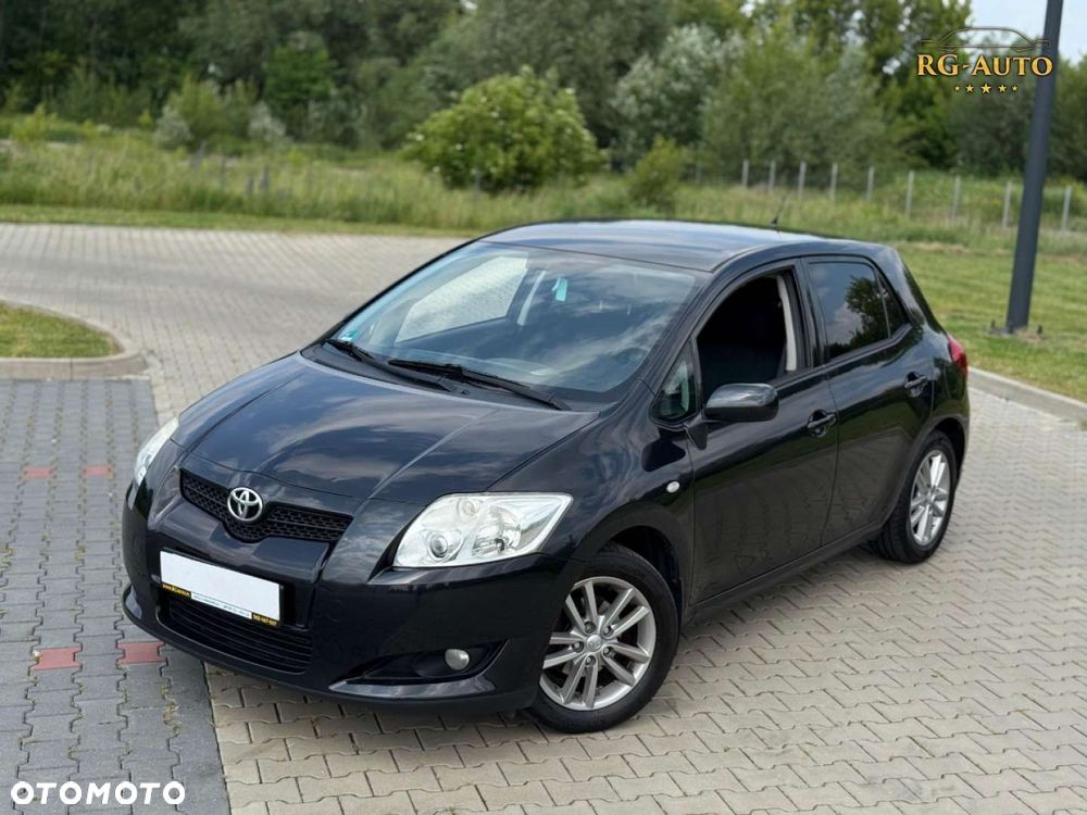 Toyota Auris - 16