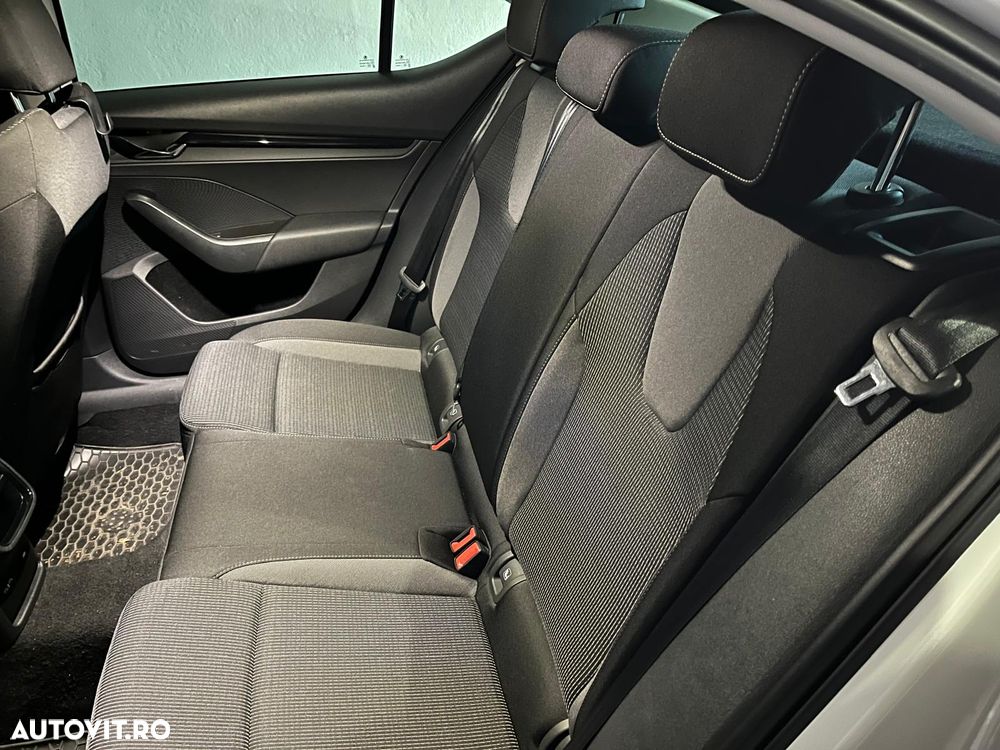 Skoda Octavia 2.0 TDI Essence - 13