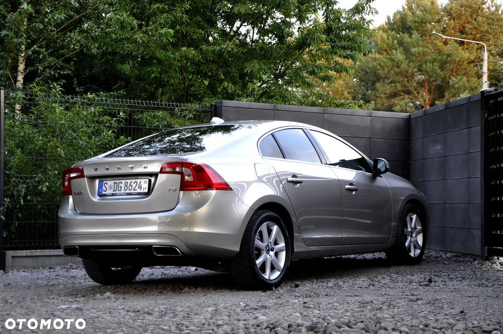 Volvo S60 T5 Geartronic Summum - 17
