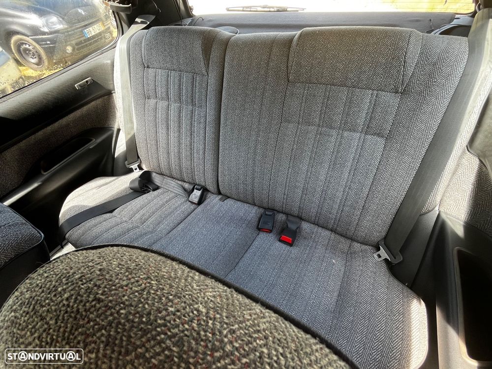 Toyota Corolla Liftback 1.3 - 7