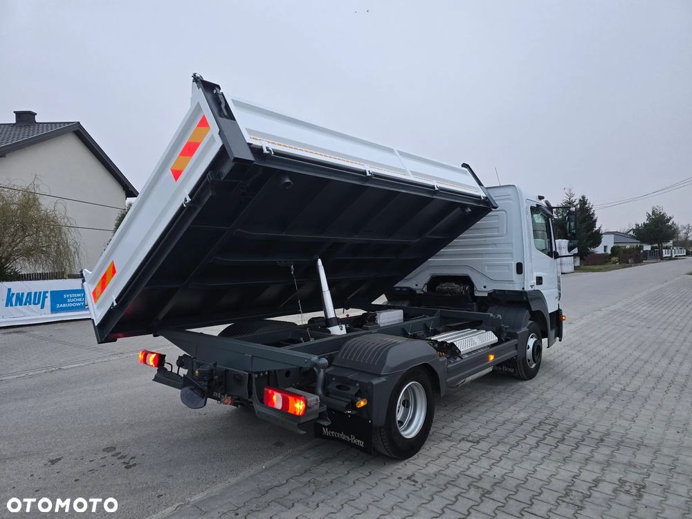 Mercedes-Benz Atego/Wywrotka/Manual/Blokada mostu - 36