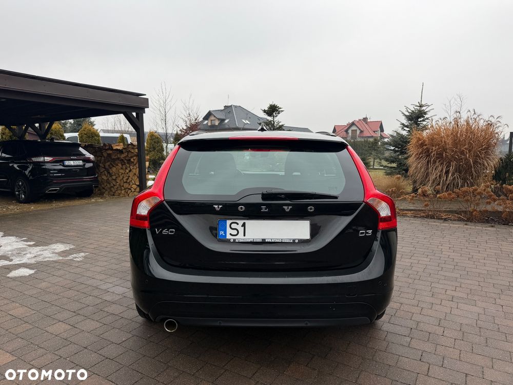Volvo V60 D3 Summum - 5