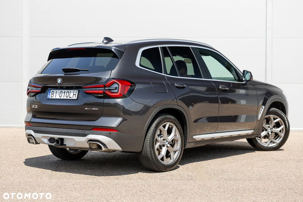 BMW X3 xDrive30i - 9