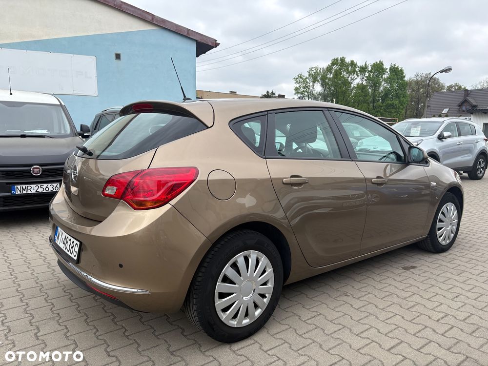 Opel Astra 1.6 Active - 10