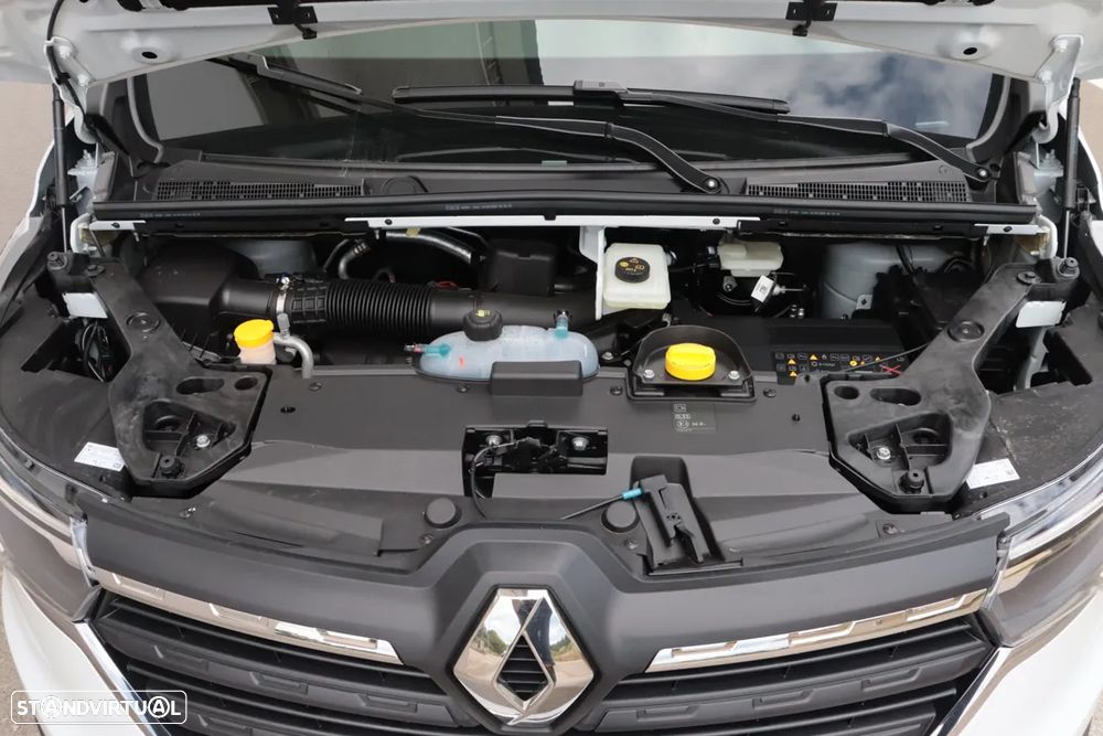 Renault Trafic L2 6 Lugares *IVA Discriminado - 18