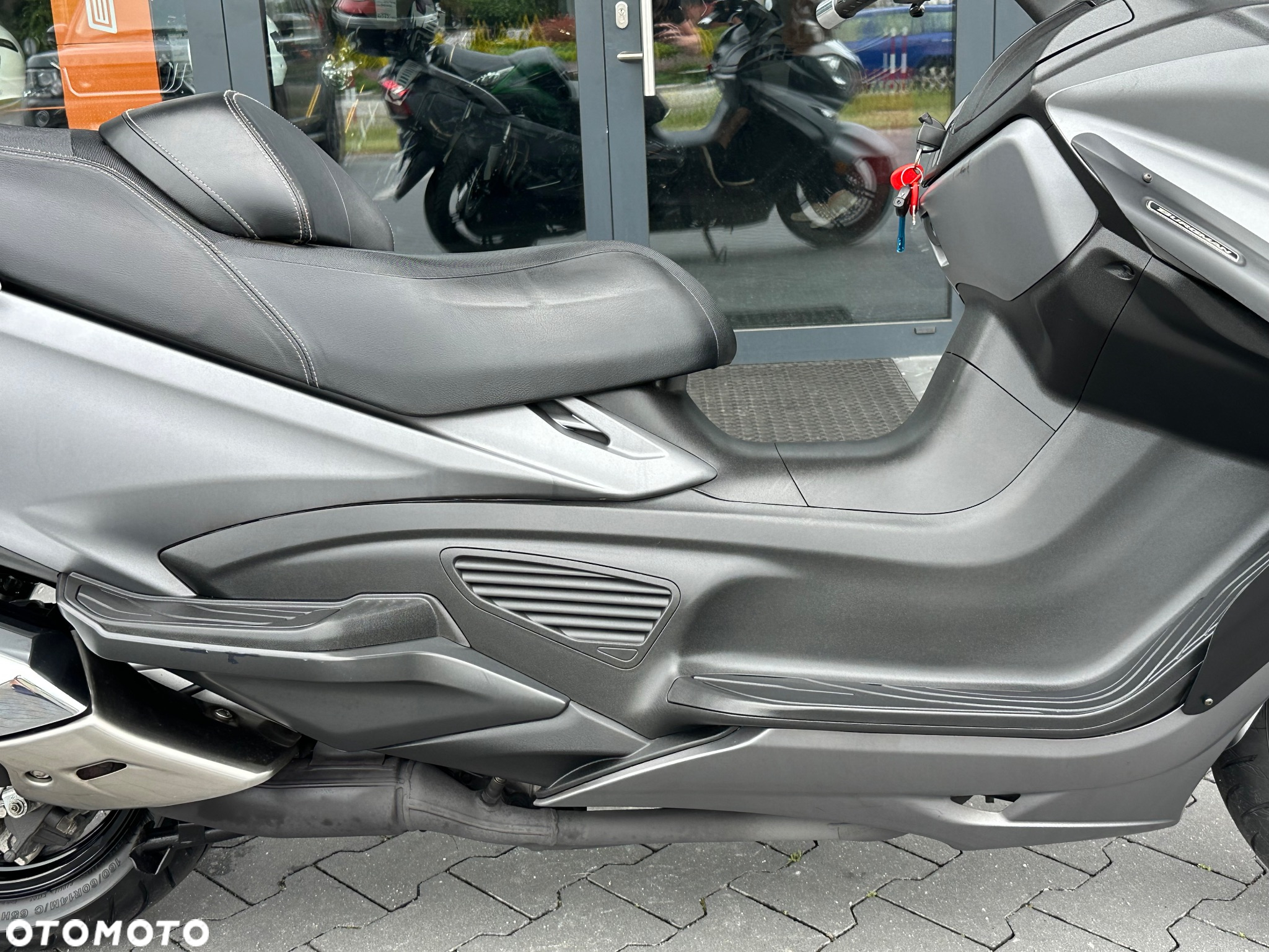 Suzuki Burgman - 7