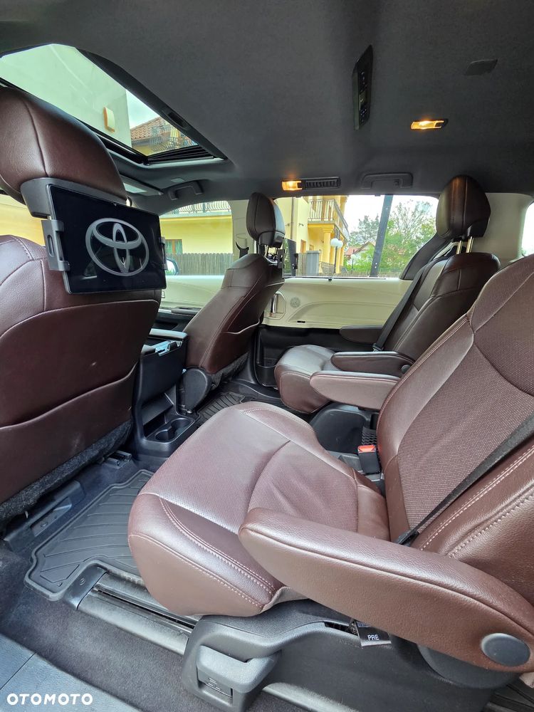 Toyota Sienna 2.7 - 17