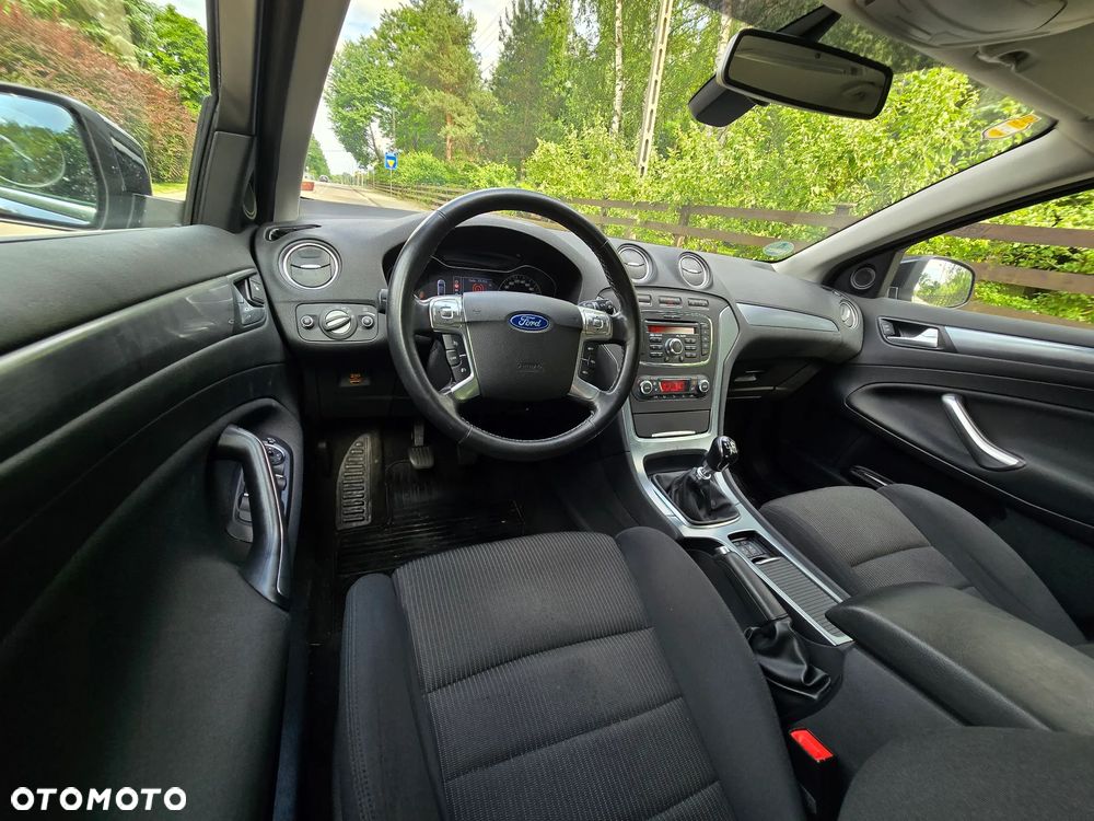 Ford Mondeo 1.6 T Titanium - 34