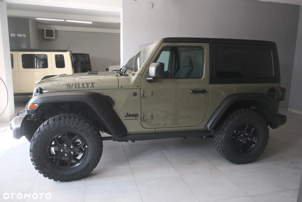 Jeep Wrangler - 2