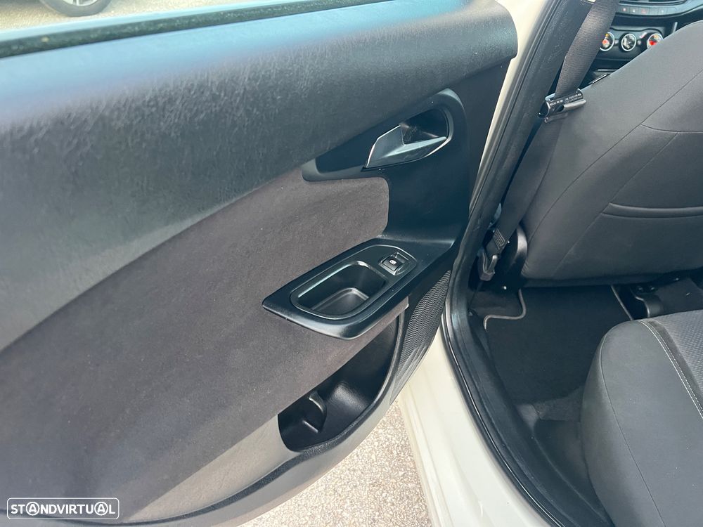 Fiat Tipo 1.3 M-Jet Lounge Tech - 12