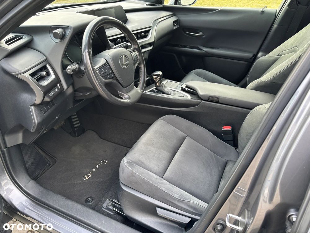 Lexus UX 250h GPF Business 2WD - 14
