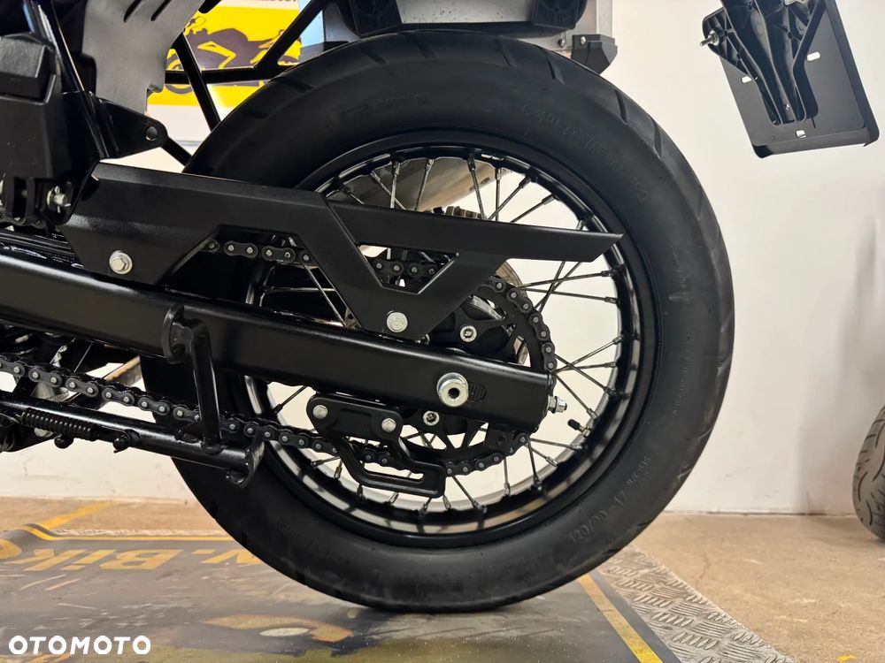 Royal Enfield Himalayan - 25