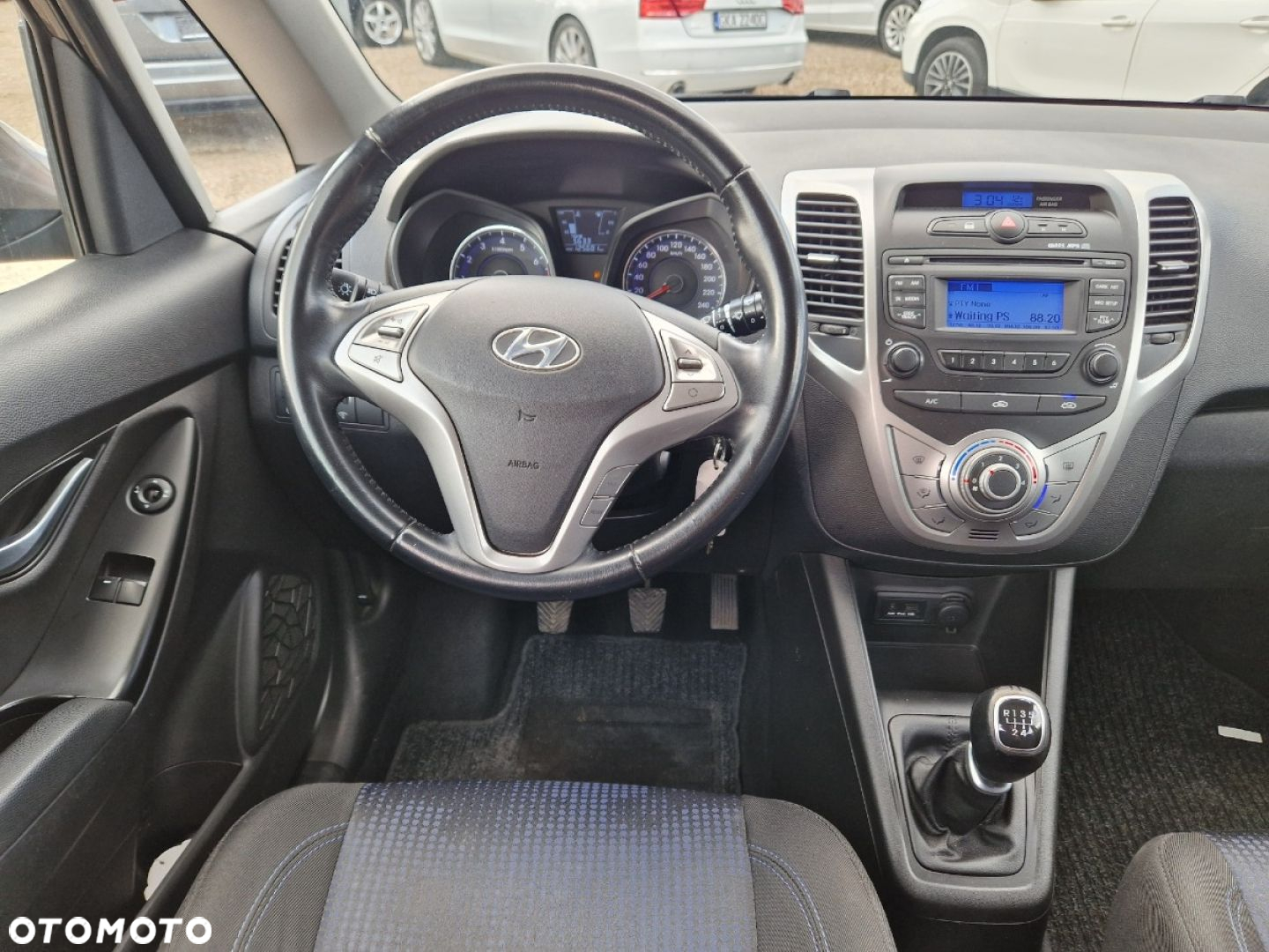 Hyundai ix20 1.4 blue Comfort - 14