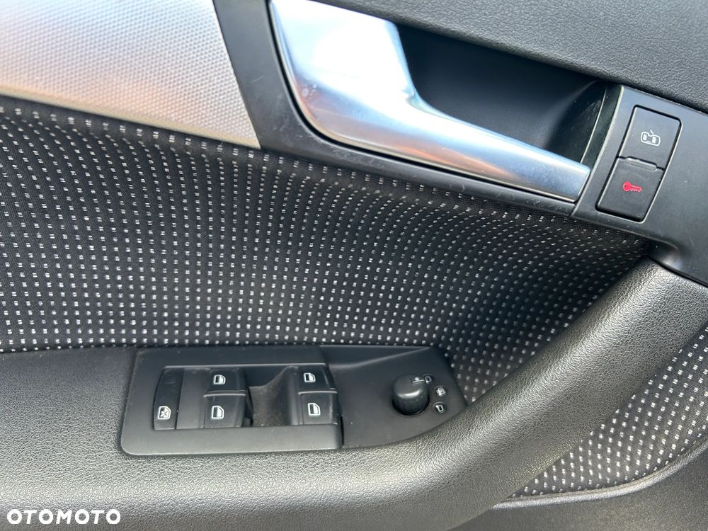 Audi A3 Sportback - 8