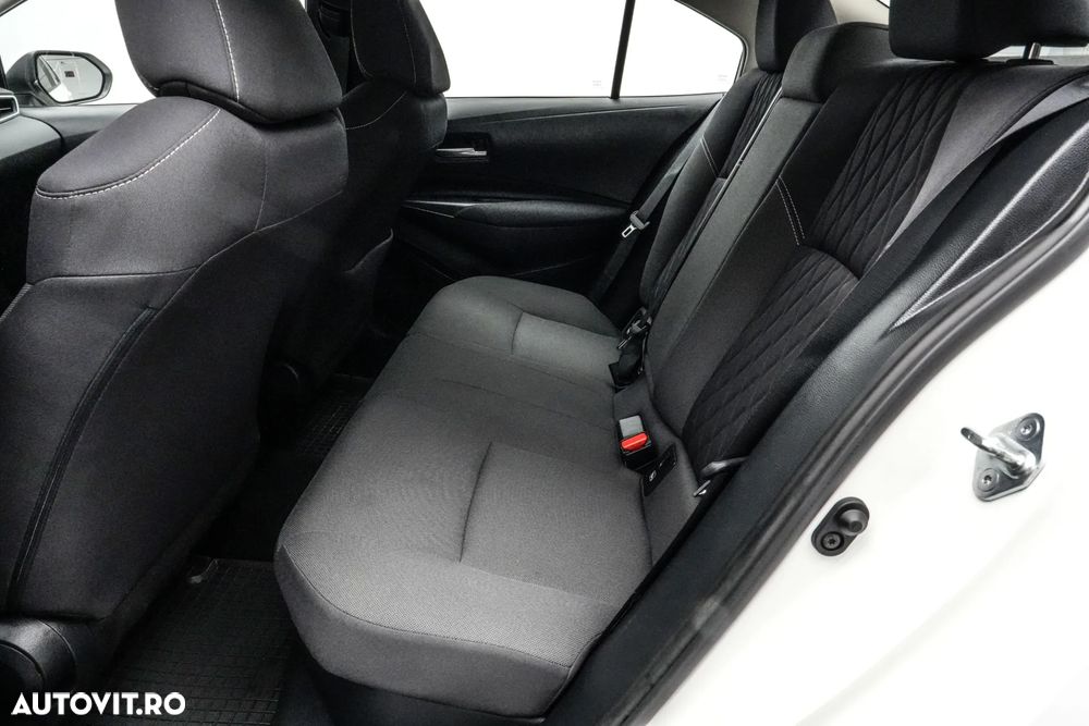 Toyota Corolla 1.8 HSD Dynamic - 15
