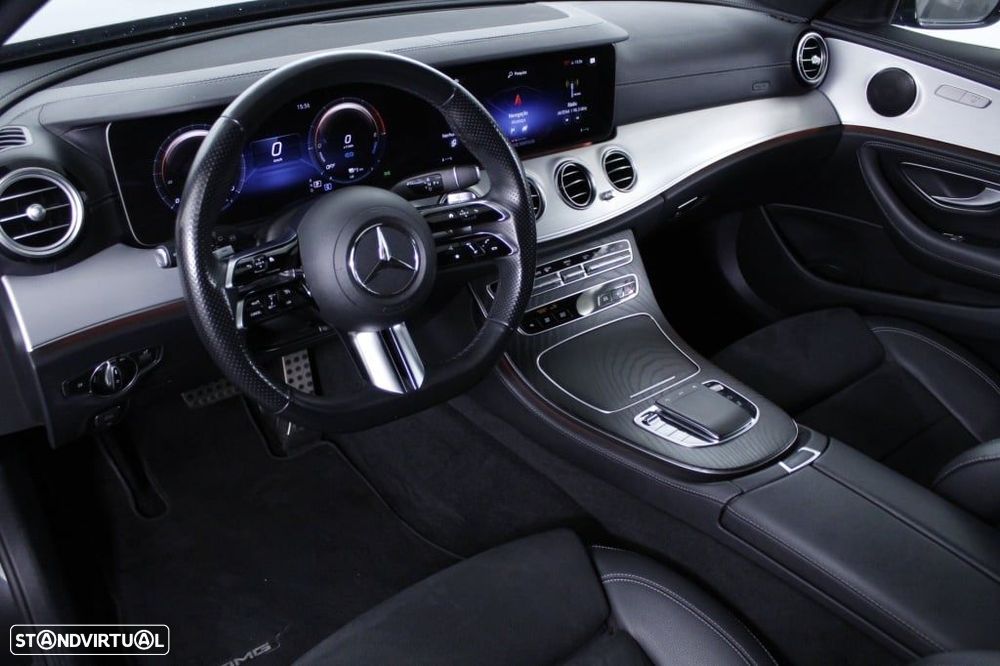 Mercedes-Benz E 300 de AMG Line - 34