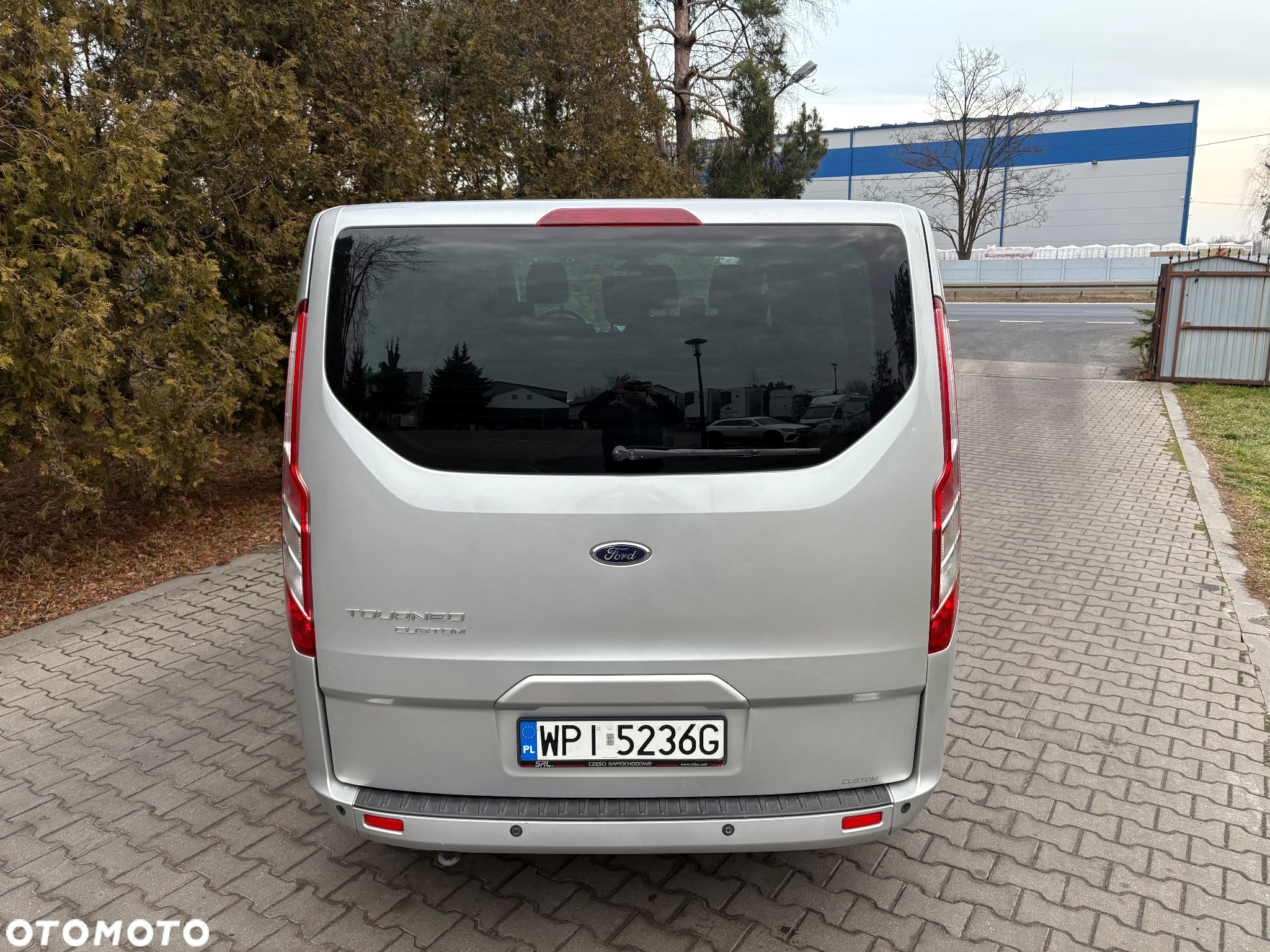 Ford Tourneo Custom - 7