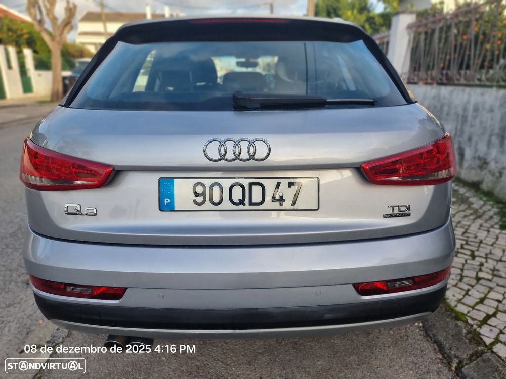 Audi Q3 2.0 TDI S-line S tronic - 5