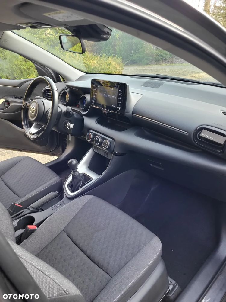 Toyota Yaris 1.5 VVT-i Comfort - 10