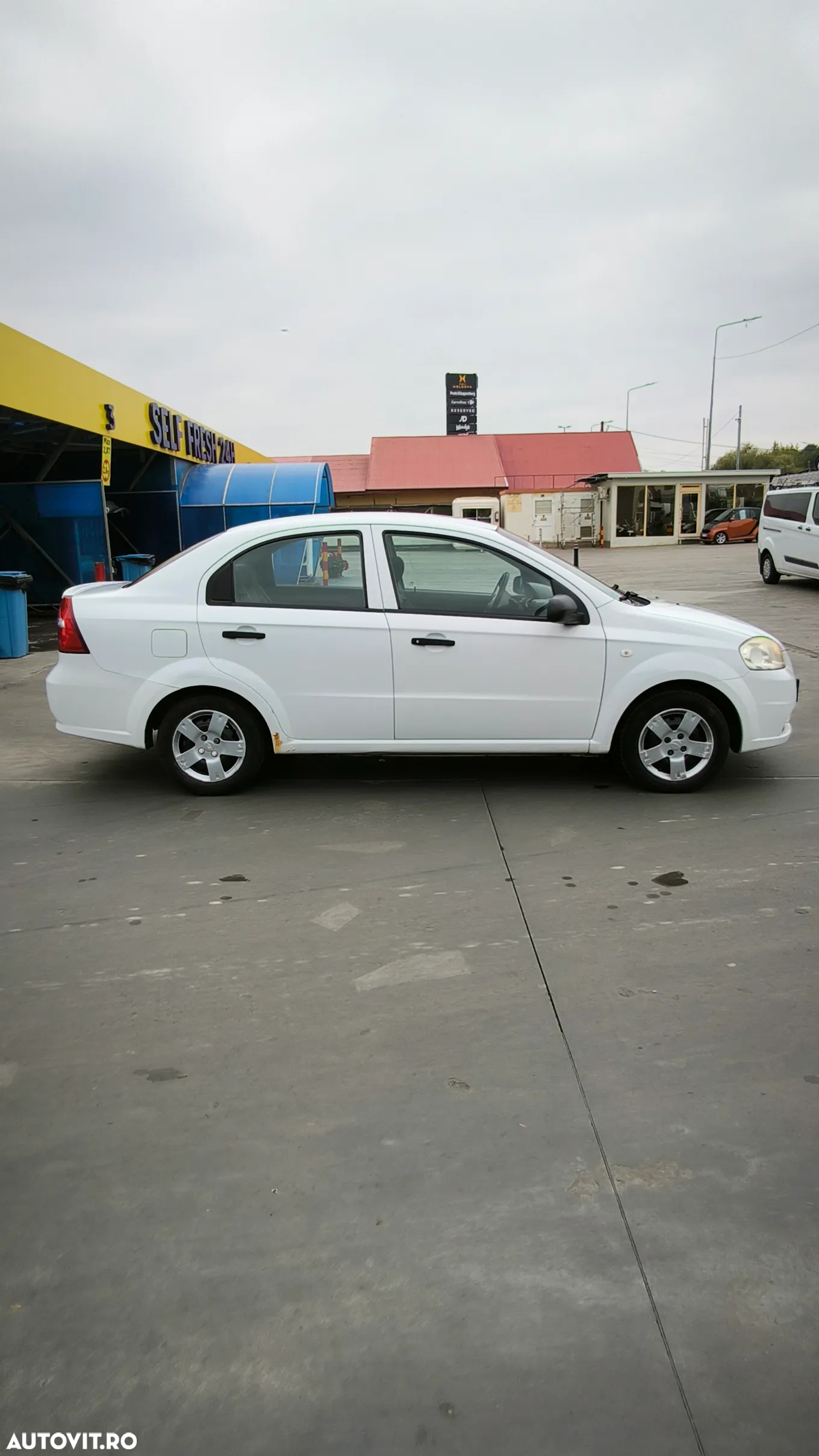 Chevrolet Aveo - 3
