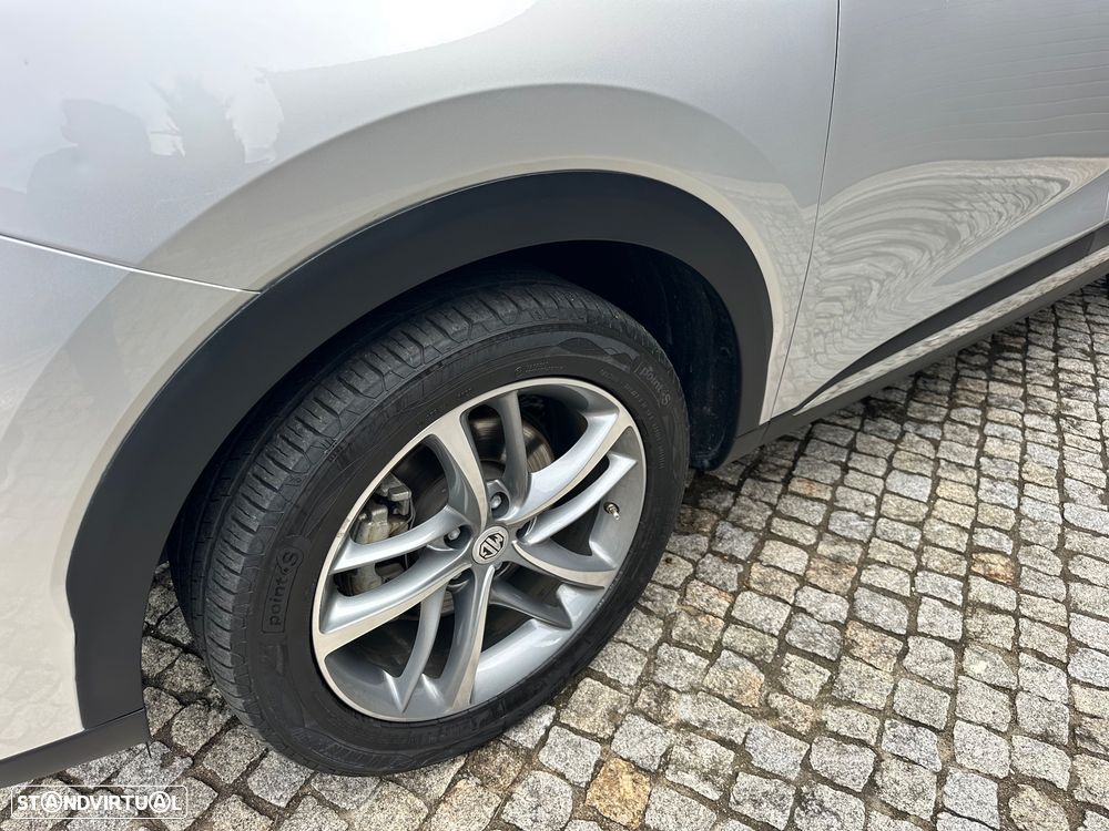 MG EHS 1.5T-GDI Luxury - 13