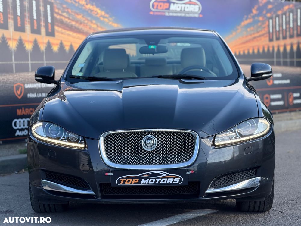 Jaguar XF 2.2D Premium Luxury - 2