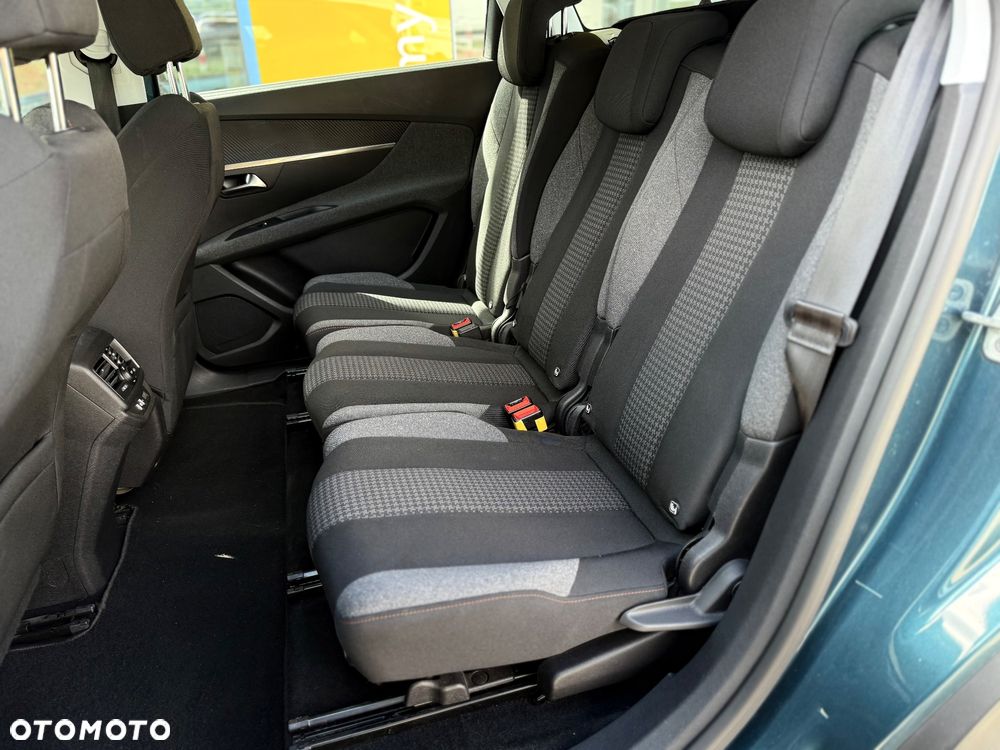 Peugeot 5008 BlueHDi 130 Active Pack - 14
