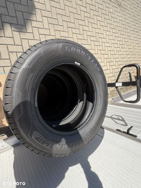 Opony letnie Goodyear Efficentgrip - 1