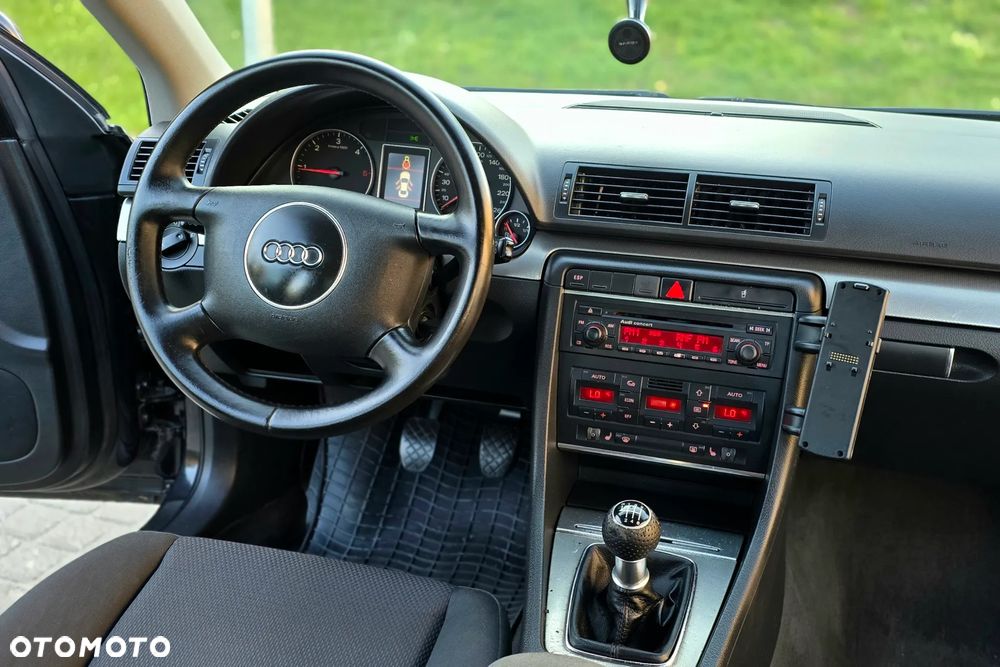 Audi A4 Avant 1.9 TDI - 16