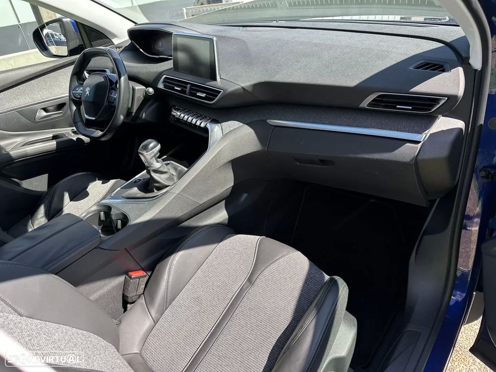 Peugeot 3008 1.2 PureTech Allure Pack - 53
