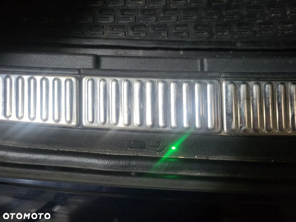 Skoda Superb 2.0 TDI SCR Style DSG - 26
