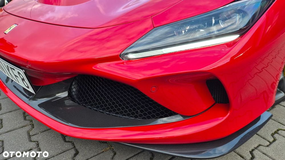 Ferrari F8 Spider - 38