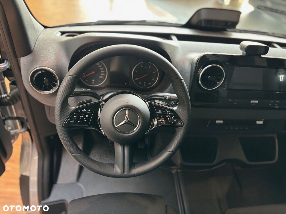 Mercedes-Benz Sprinter Furgon - 22