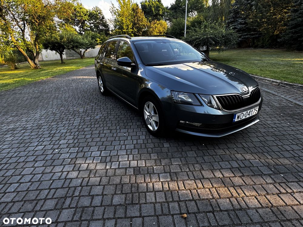 Skoda Octavia 2.0 TDI Ambition DSG - 8