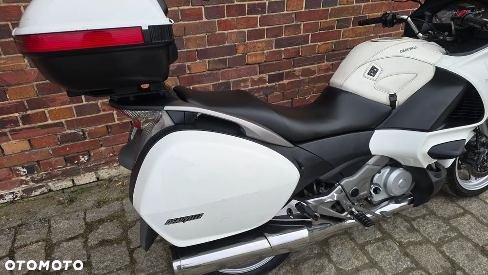Honda Deauville - 11