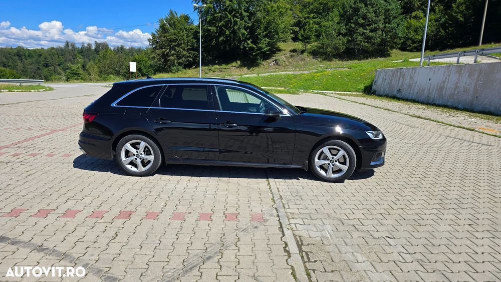 Audi A4 2.0 40 TDI quattro S tronic MHEV Basic - 11