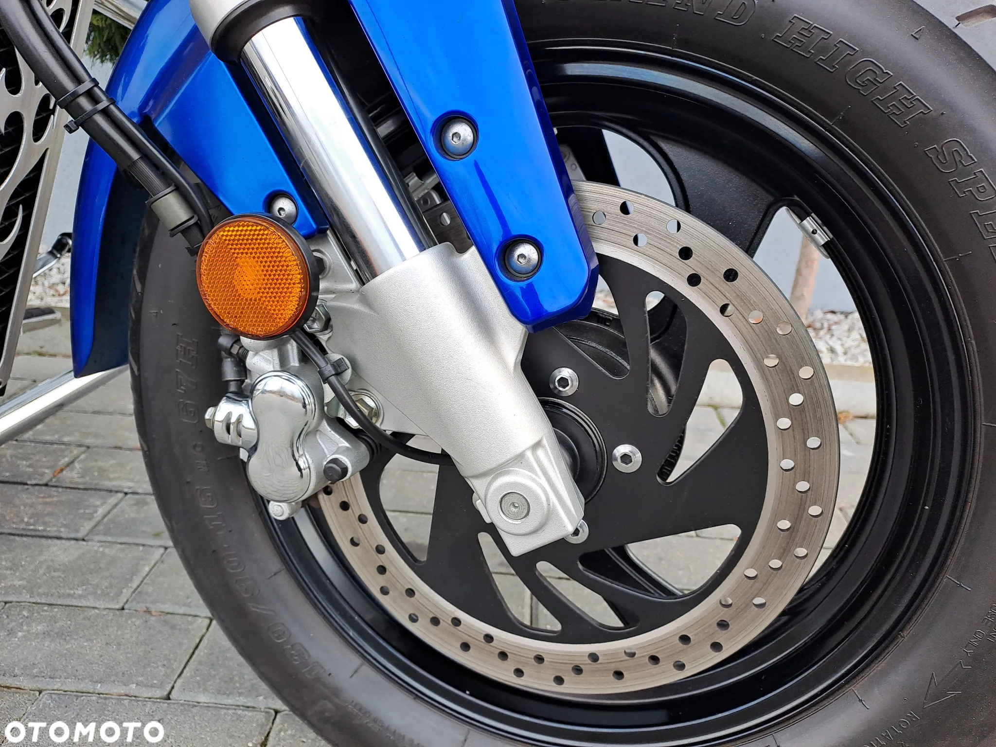 Suzuki VZ - 16