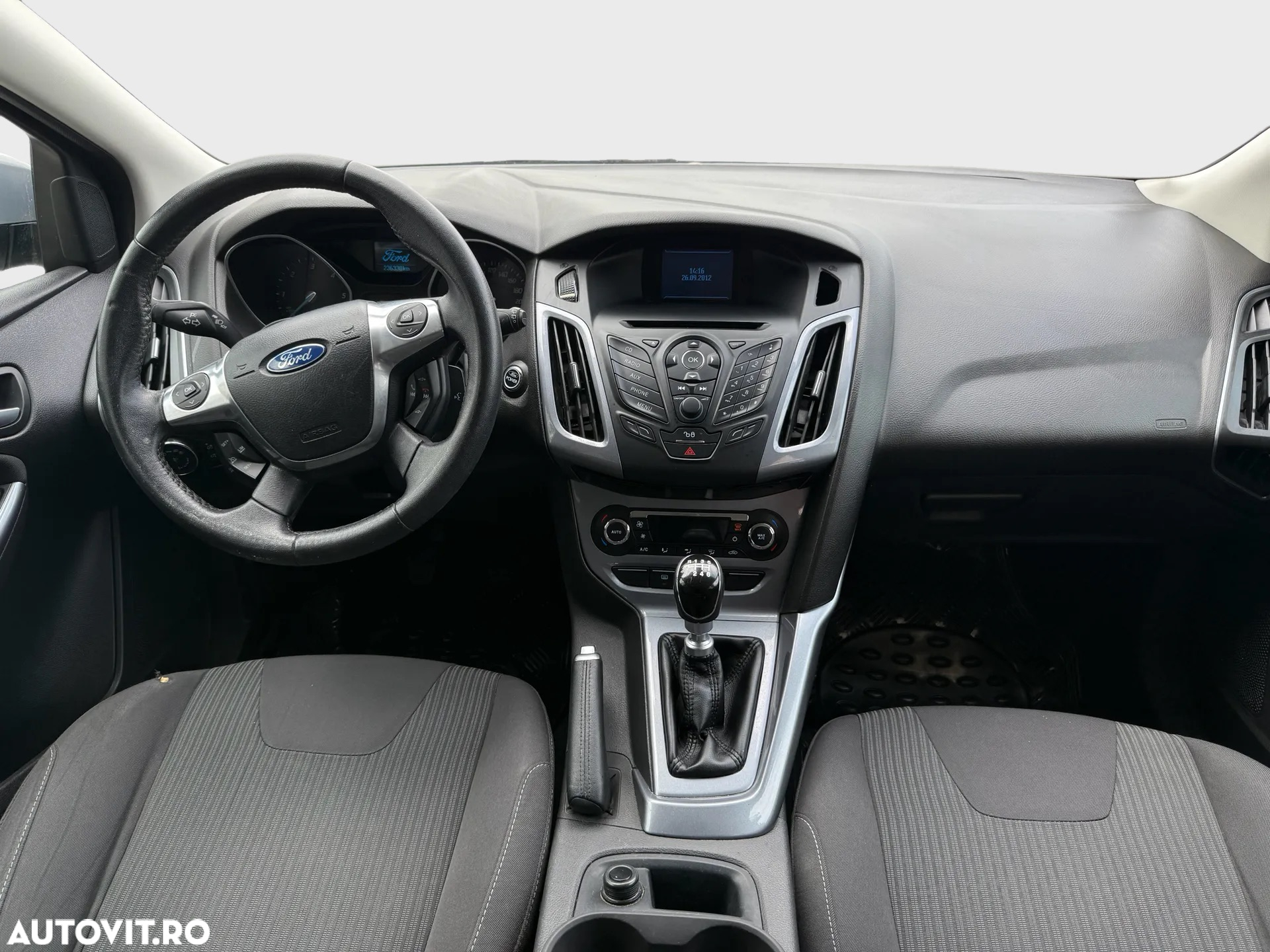 Ford Focus 1.6 TDCi ECOnetic 99g Start-Stopp-System Titanium - 6
