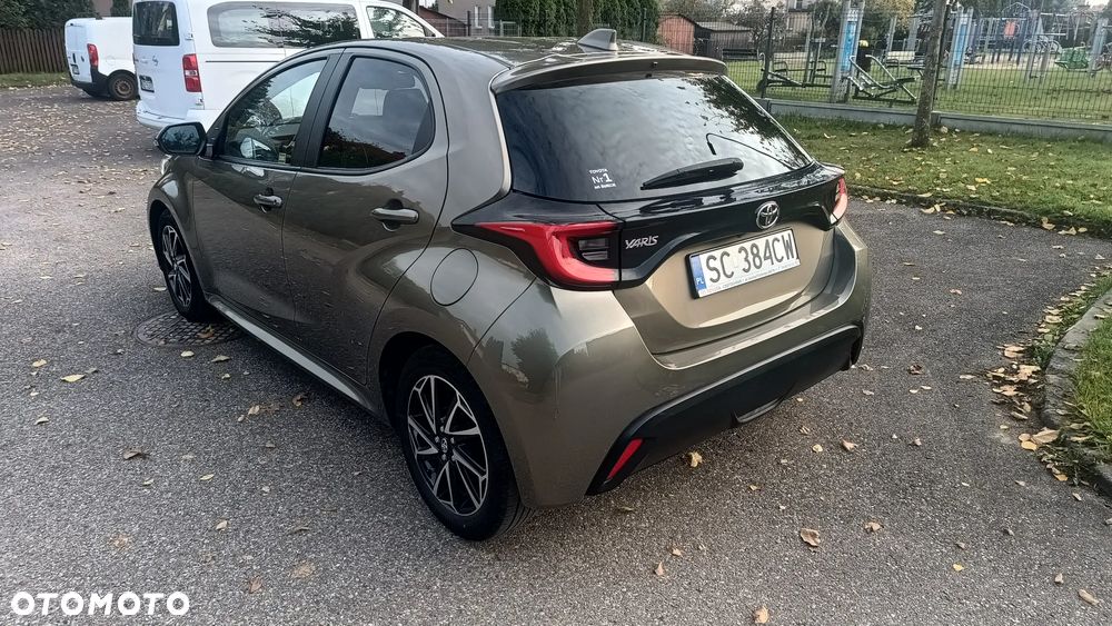 Toyota Yaris 2023 photo 4