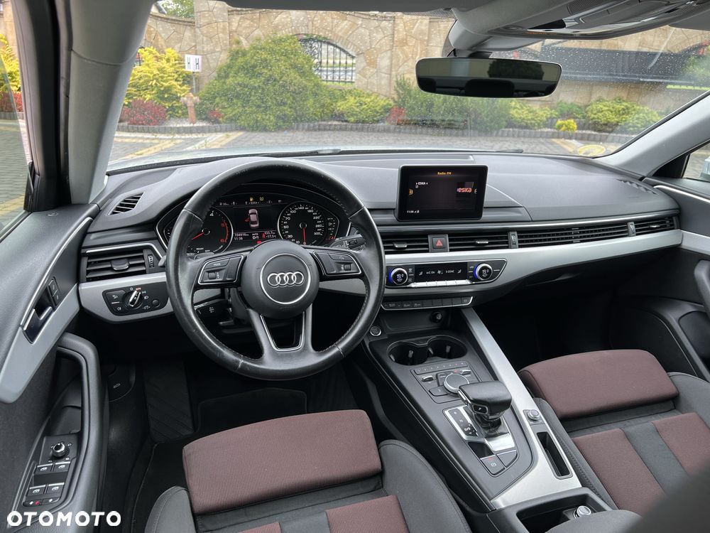 Audi A4 Limousine - 8