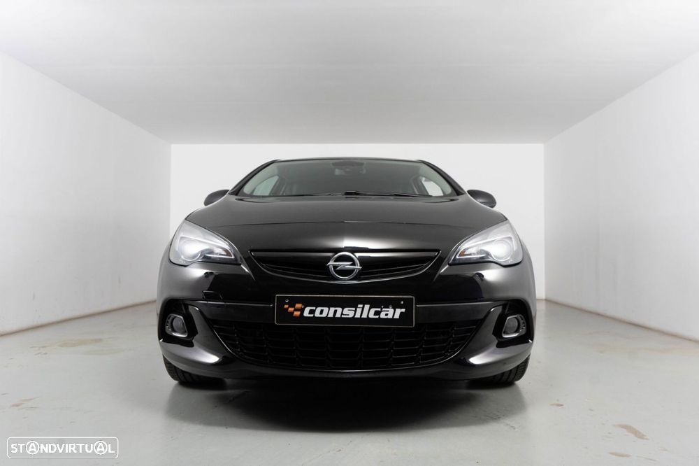 Opel Astra GTC - 3
