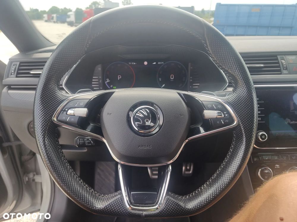Skoda Superb 2.0 TDI SCR Sportline DSG - 26